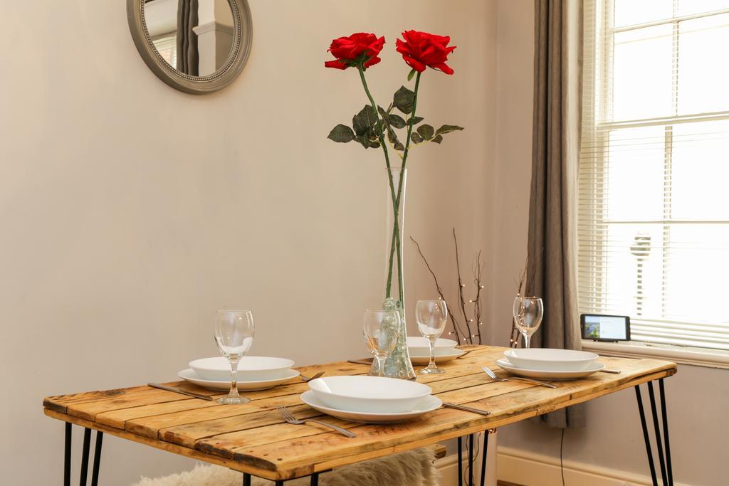The Abberley Apartment - Stay Worcestershire Eksteriør bilde